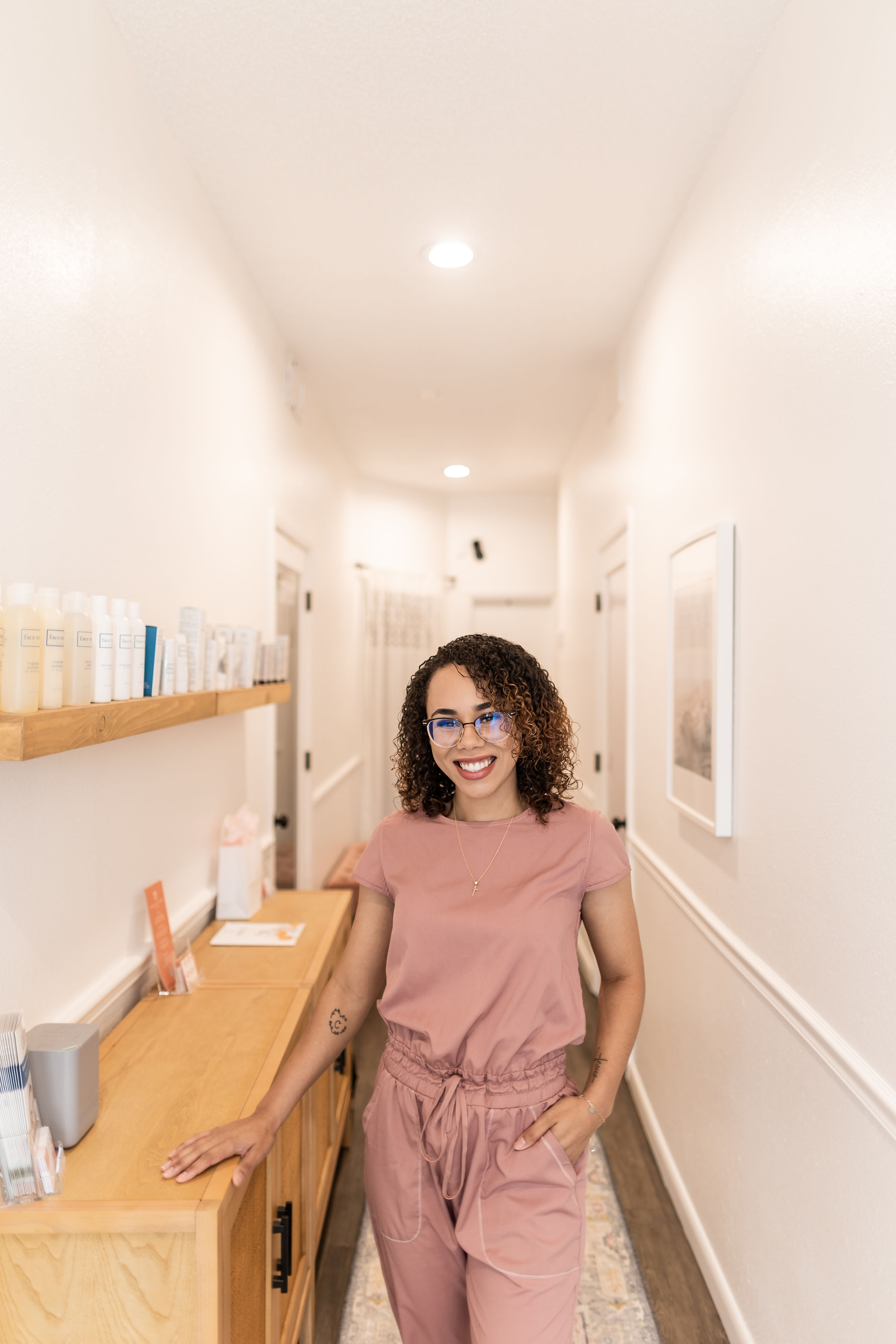 licensed-esthetician-skin-care-specialist-skin-care-coach